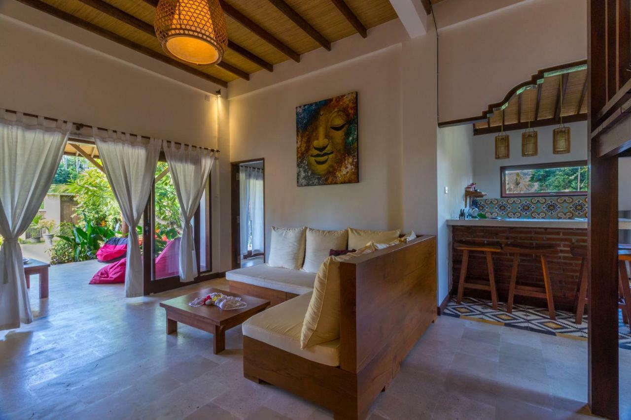 Villa Gayatri Hidden Oasis Amed Exterior foto